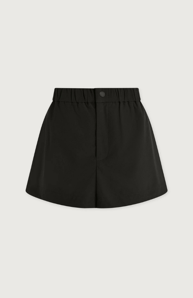 NILA MID RISE SHORT in BLACK-Varley-FLOW BY NICOLE CANADA