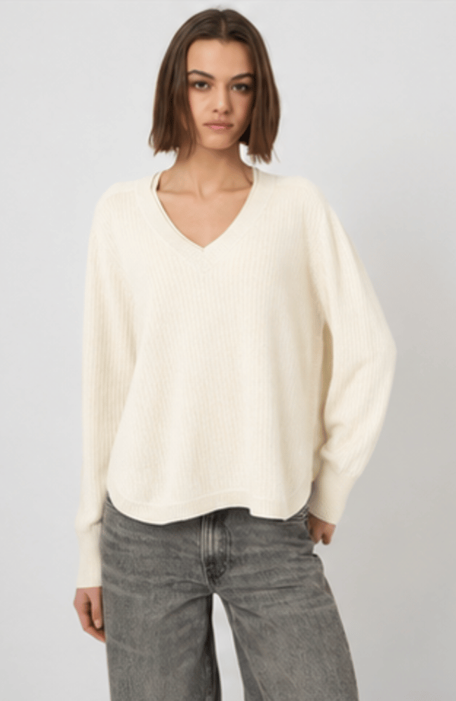 ORGANIC CASHMERE VNECK SWEATER in CREAM-REPEAT-FLOW BY NICOLE CANADA