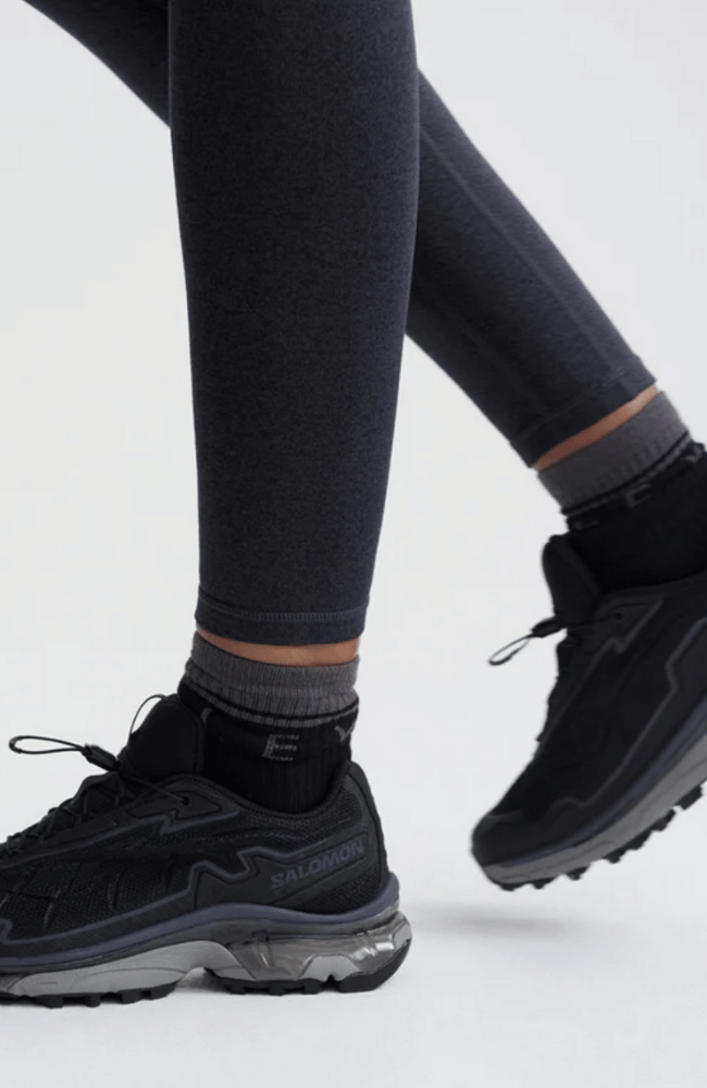 ALWAYS WARM BASE LAYER LEGGING BLKM-Varley-FLOW by nicole