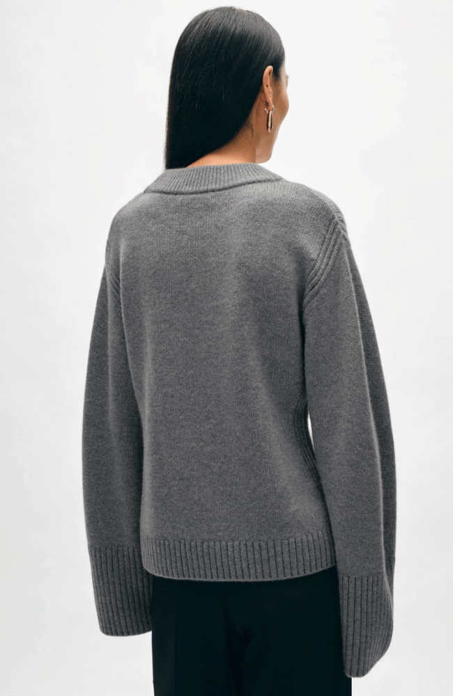 CASHMERE BLEND WAISTED CREWNECK - PEWTER HEATHER-WHITE + WARREN-FLOW by nicole