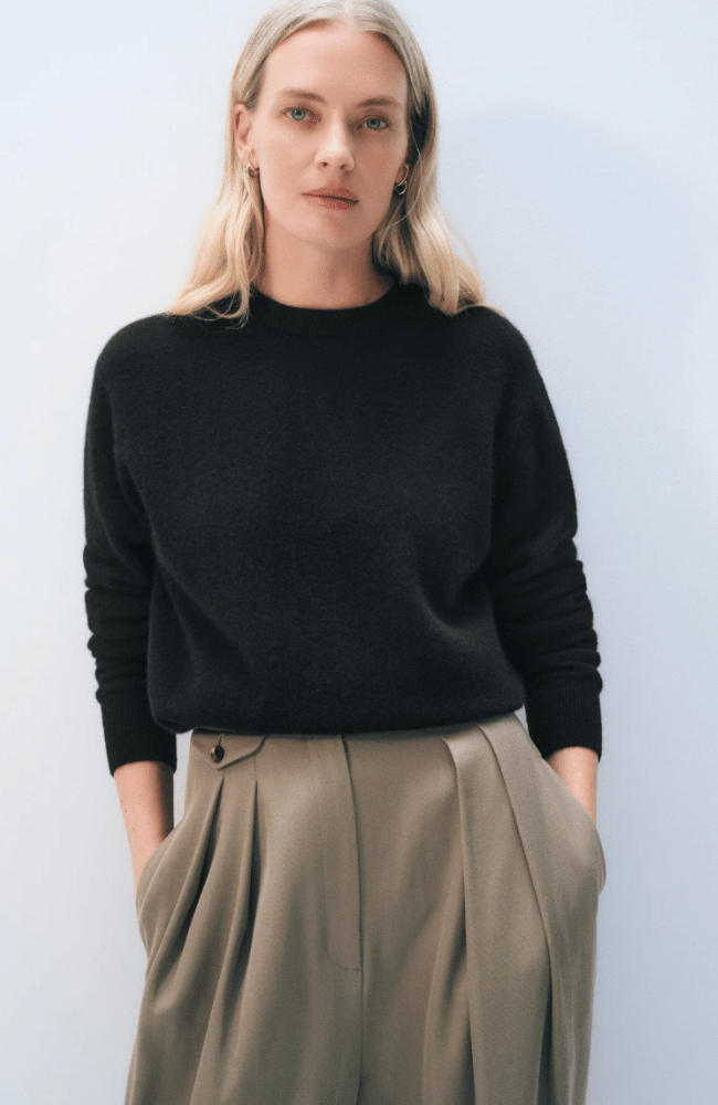CASHMERE CREWNECK SWEATER in BLACK-WHITE and WARREN-FLOW by nicole