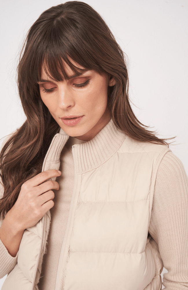 CASHMERE KNITTED DOWN VEST in NATURAL-REPEAT-FLOW by nicole