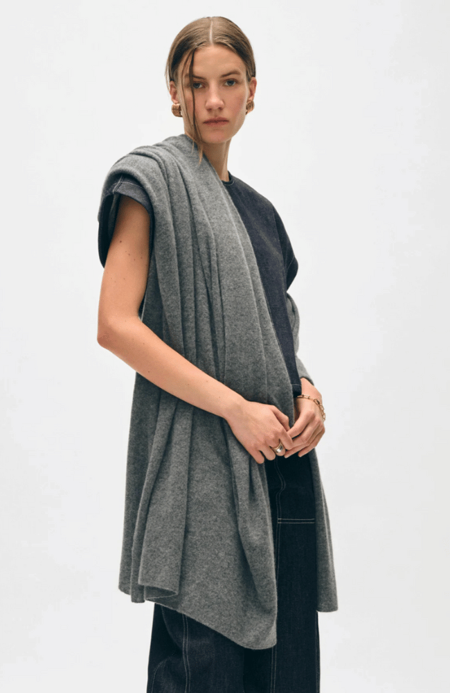 CASHMERE TRAVEL WRAP GRAPHITE HEATHER-WHITE + WARREN-FLOW by nicole