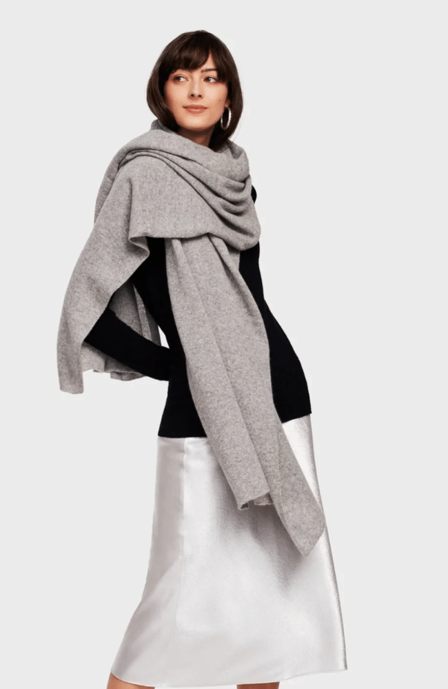 CASHMERE TRAVEL WRAP - GREY HEATHER-WHITE + WARREN-FLOW by nicole