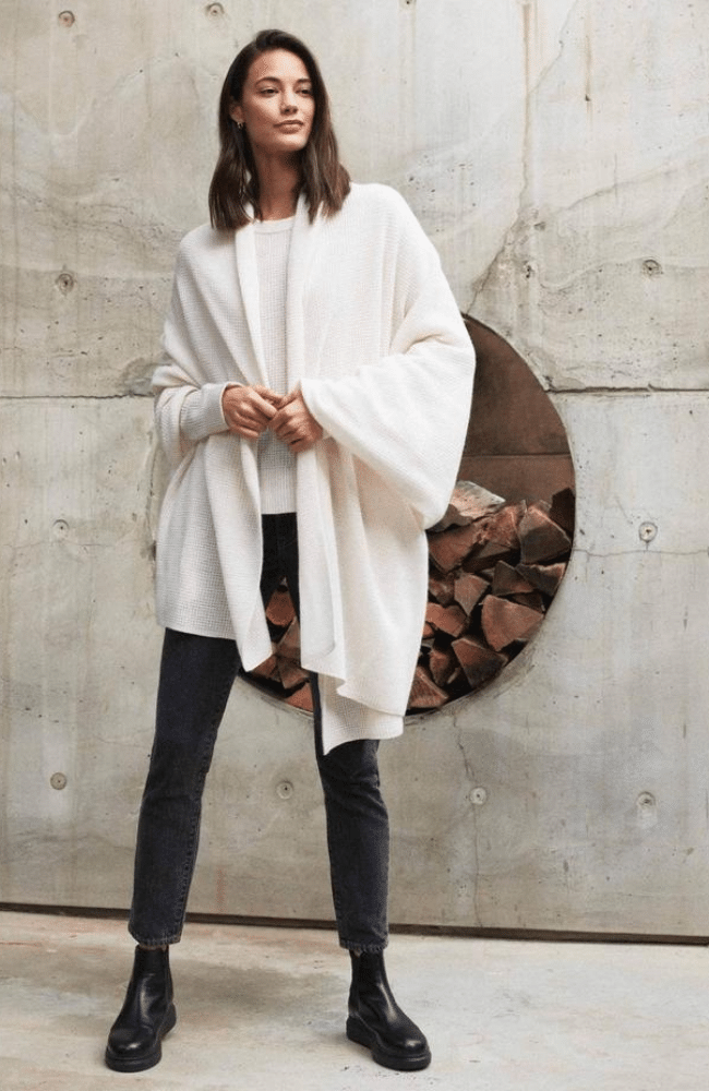 CASHMERE TRAVEL WRAP in SOFT WHITE-WHITE and WARREN-FLOW by nicole