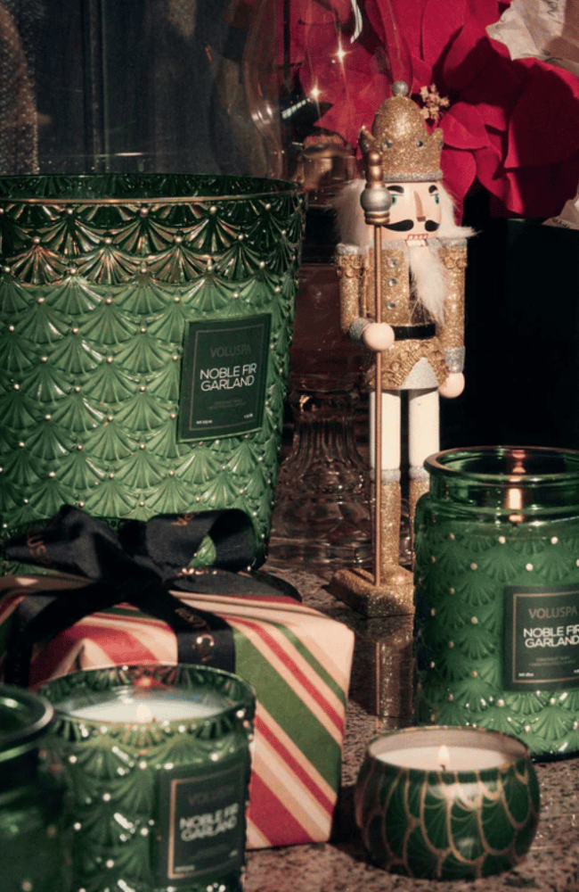 NOBLE FIR GARLAND 5 WICK HEARTH CANDLE-VOLUSPA-FLOW by nicole