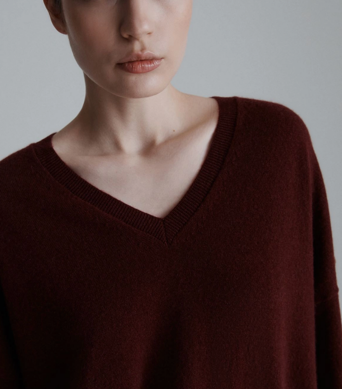 PURE CASHMERE V NECK SWEATER in BORDEAUX-MARELLA by MAX MARA-FLOW by nicole