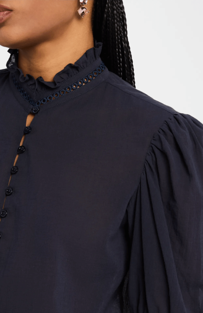 RUFFLE COLLAR TOP - NAVY-FRAME-FLOW by nicole