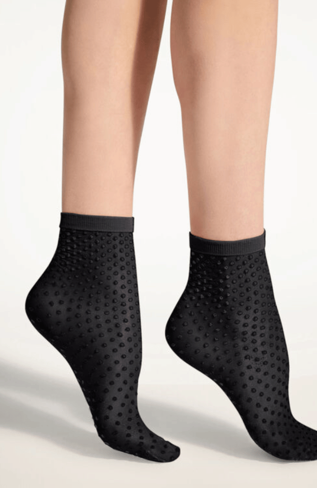 SATIN TOUCH DOTS SOCKS BLACK-WOLFORD-FLOW by nicole