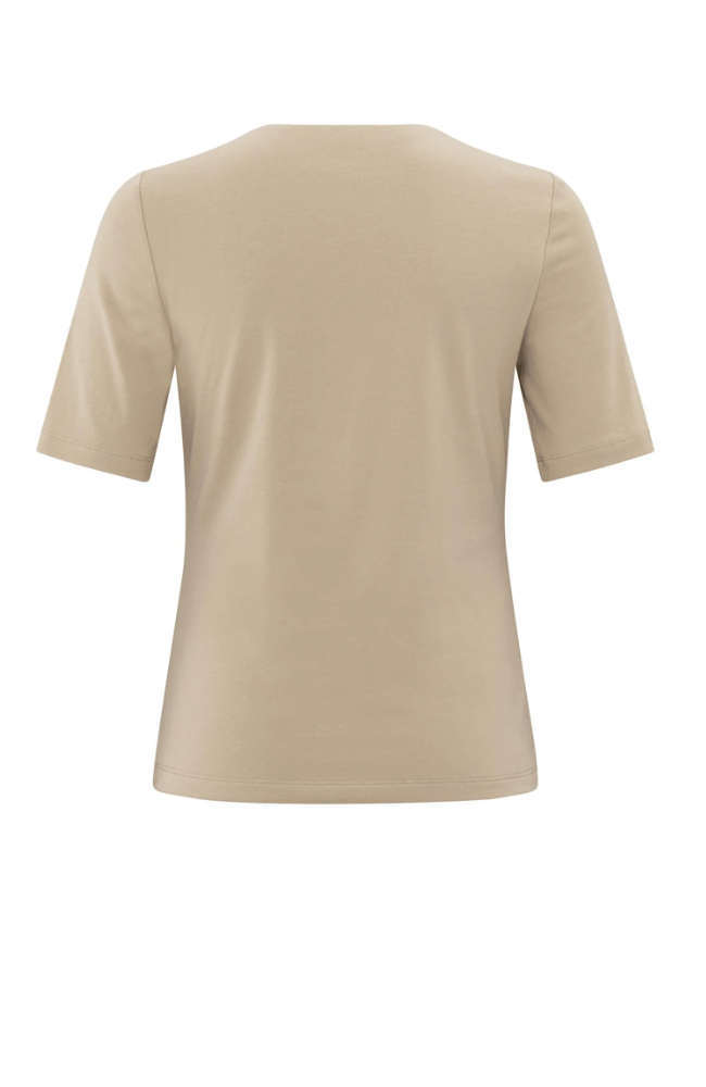 SHORT SLEEVE DOUBLE LAYER T-SHIRT SQUARE NECKLINE HUMUS BEIDGE-YAYA-FLOW by nicole