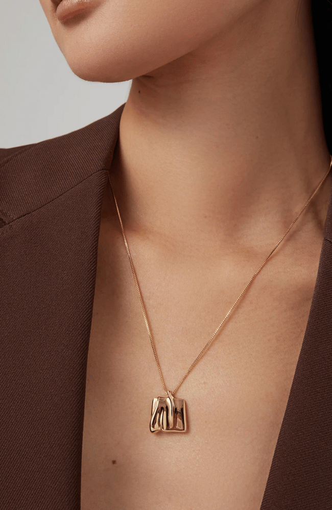 SUNDRA SMALL PENDANT NECKLACE GOLD-JENNY BIRD-FLOW by nicole