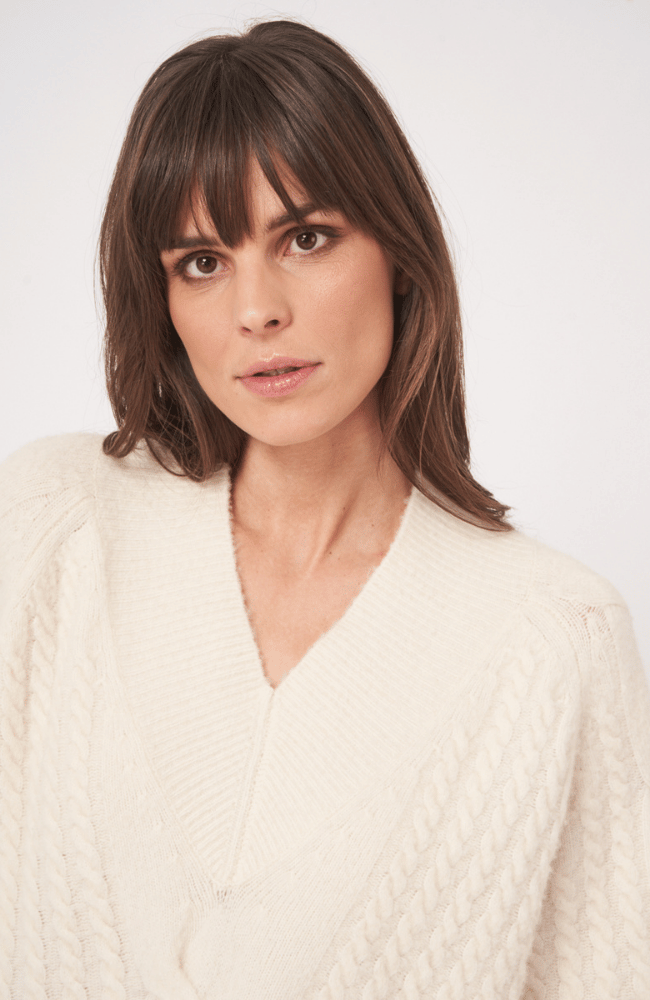 WOOL BLEND KNITTED PULLOVER in CREAM-REPEAT-FLOW by nicole