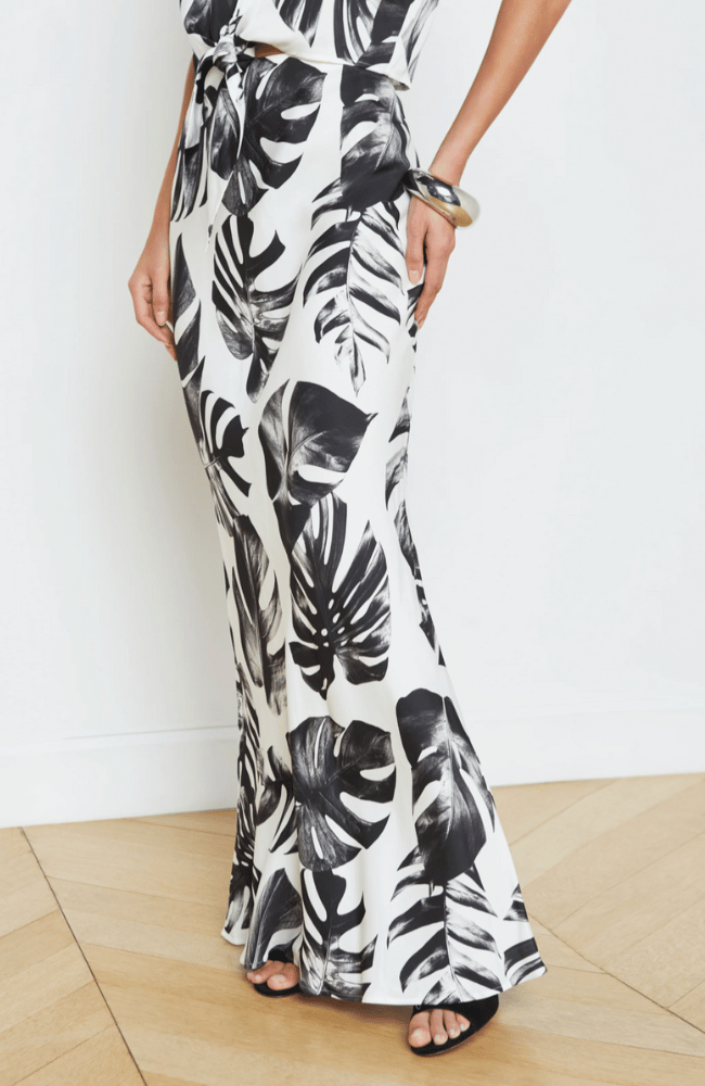 ZETA MAXI SKIRT in BLACK/WHITE PALM LEAVES-L&#39; AGENCE-FLOW by nicole