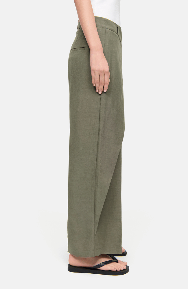 ANAIS CROPPED PANT in DUSTY OLIVE-CAMBIO-FLOW BY NICOLE CANADA