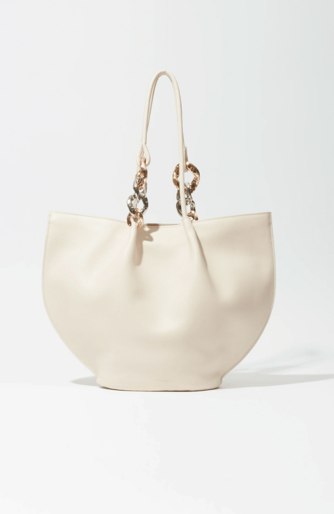 ARLO CHAIN PEBBLE LEATHER TOTE BAG in CREAM-SIMKHAI-FLOW BY NICOLE CANADA