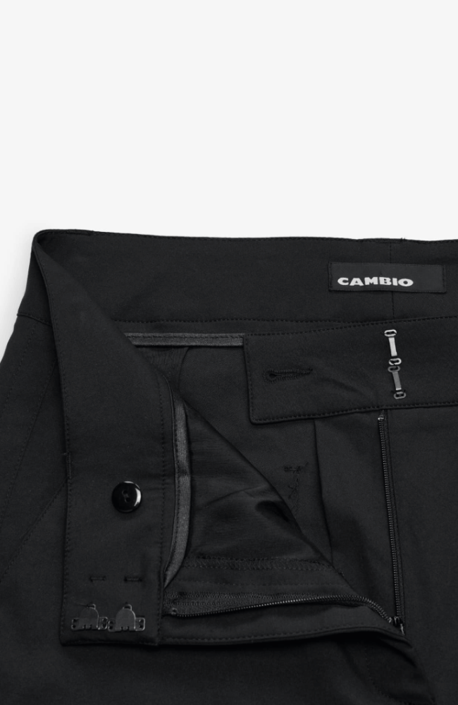 CARA PANT IN BLACK-CAMBIO-FLOW BY NICOLE CANADA