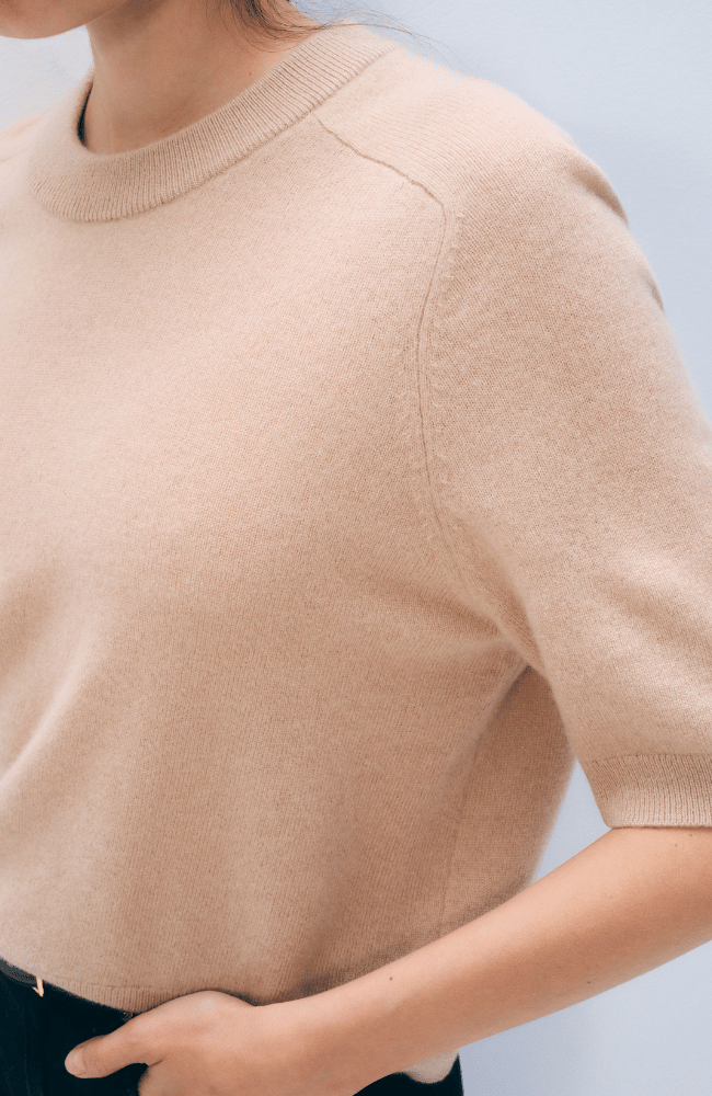 CASHMERE RELAXED T-SHIRT in MUTED CAMEL-WHITE and WARREN-FLOW BY NICOLE CANADA