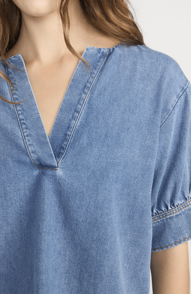 THE DENIM VNECK POPOVER TOP in SORA-FRAME-FLOW BY NICOLE CANADA