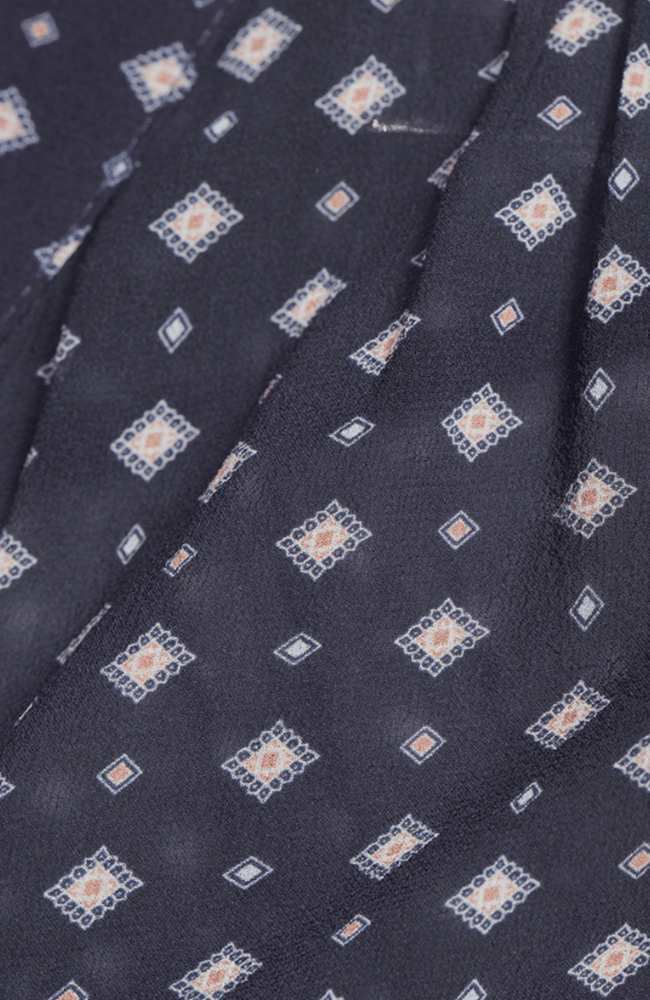 THE TIE PRINT GILLIAN BLOUSE in NAVY MULTI-FRAME-FLOW BY NICOLE CANADA