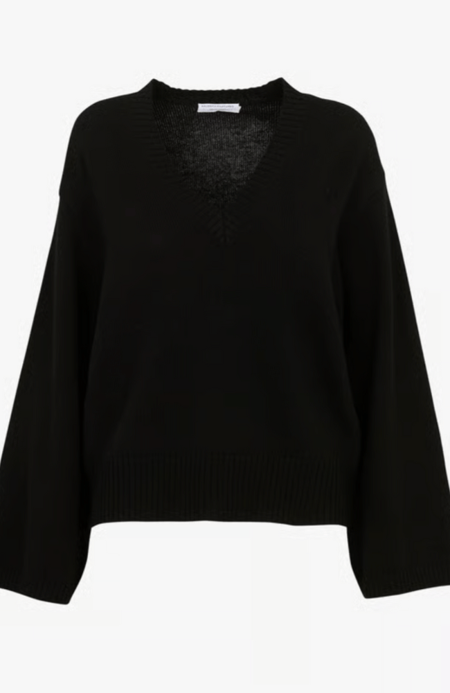 MERINO SEMI-RELAXED V-NECK SWEATER in NOIR-MAJESTIC FILATURES-FLOW BY NICOLE CANADA