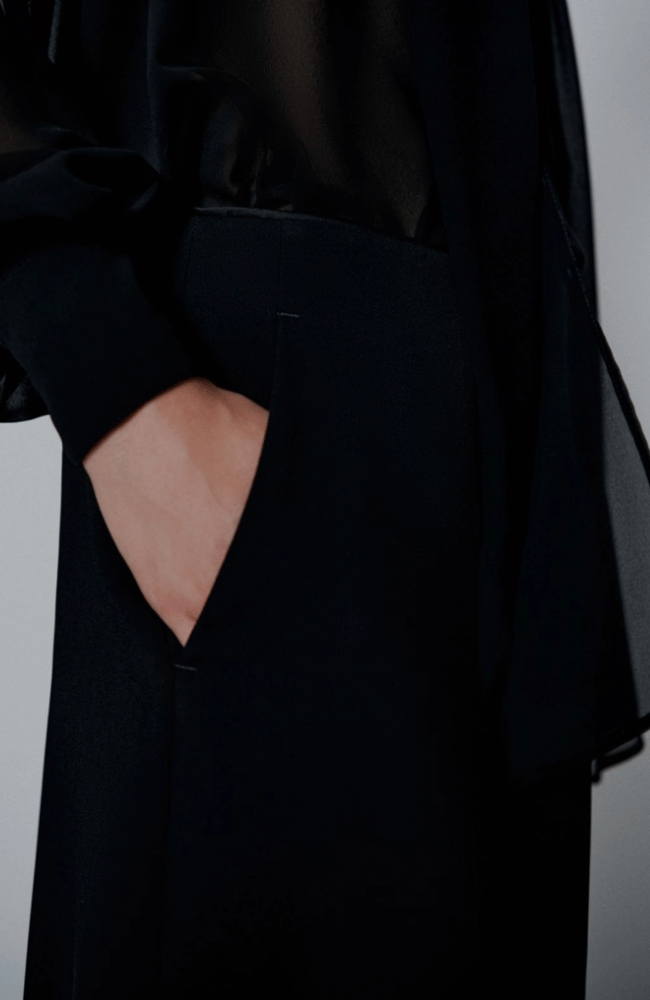 MLTELODIA SHORTS in BLACK-MARELLA by MAX MARA-FLOW BY NICOLE CANADA