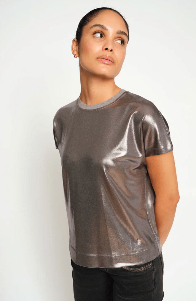 M M NIVOLA O-NECK METALLIC TEE in MOCKINGBIRD-MOS MOSH-FLOW BY NICOLE CANADA