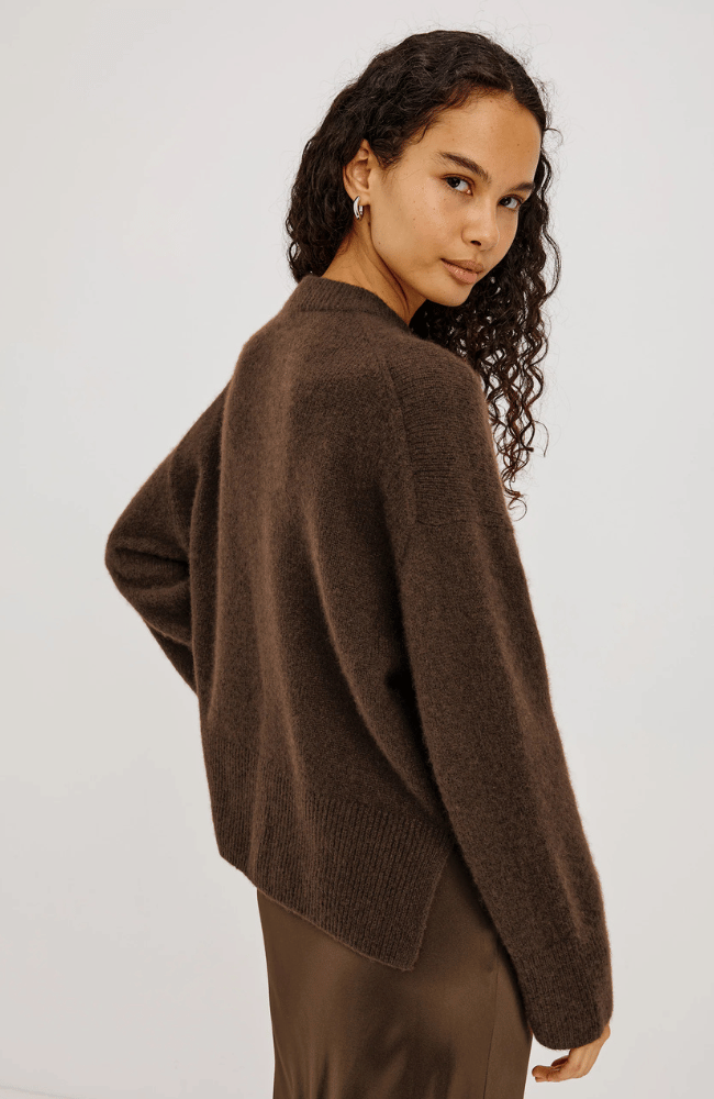 MIRANDA SWEATER in CHOCOLATE-RAILS-FLOW BY NICOLE CANADA