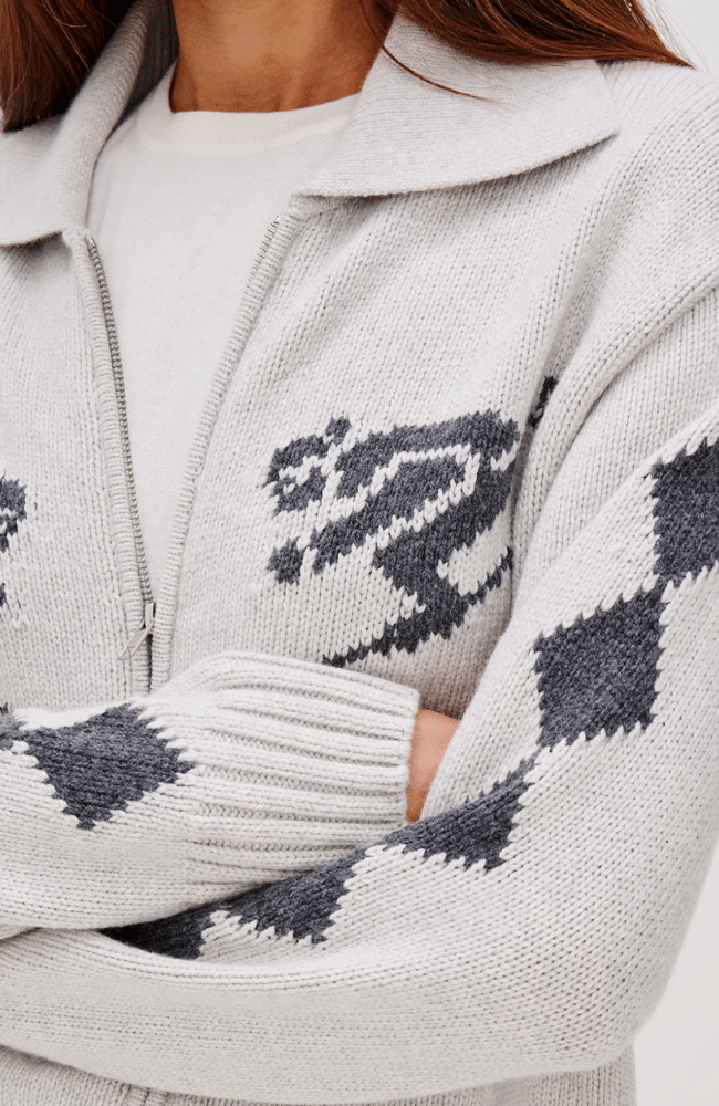 RHEA SWEATER IN POWDER GREY-RAILS-FLOW BY NICOLE CANADA