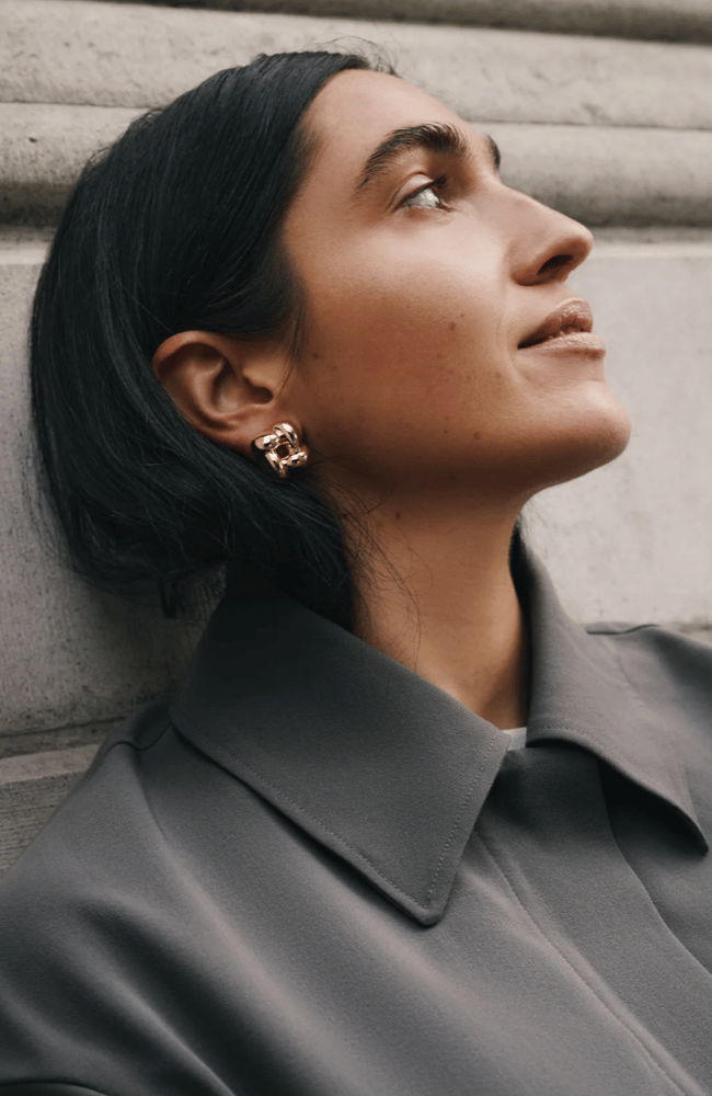 SMALL WOVEN SQUARE EARRINGS in GOLD-JENNY BIRD-FLOW BY NICOLE CANADA