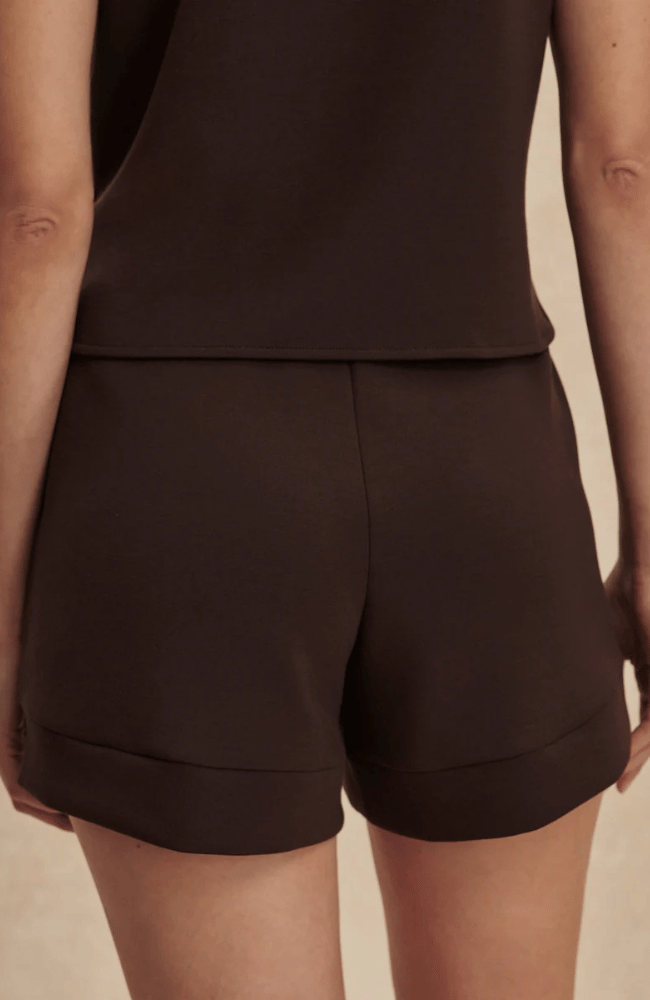 ATRIUM HIGH RISE SHORT 4.5" in COFFEE BEAN