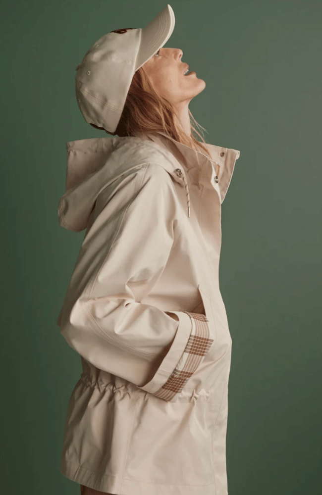 ETTA SHORT RAIN JACKET in BIRCH