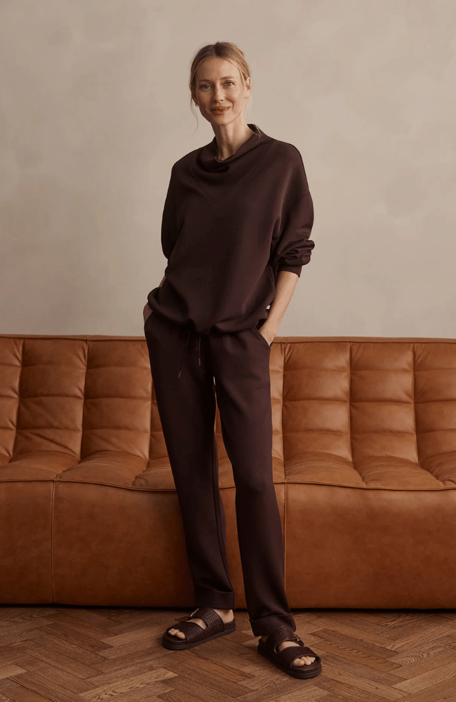 THE ROLLED CUFF PANT 28.5 in COFFEE BEAN-Varley-FLOW BY NICOLE CANADA