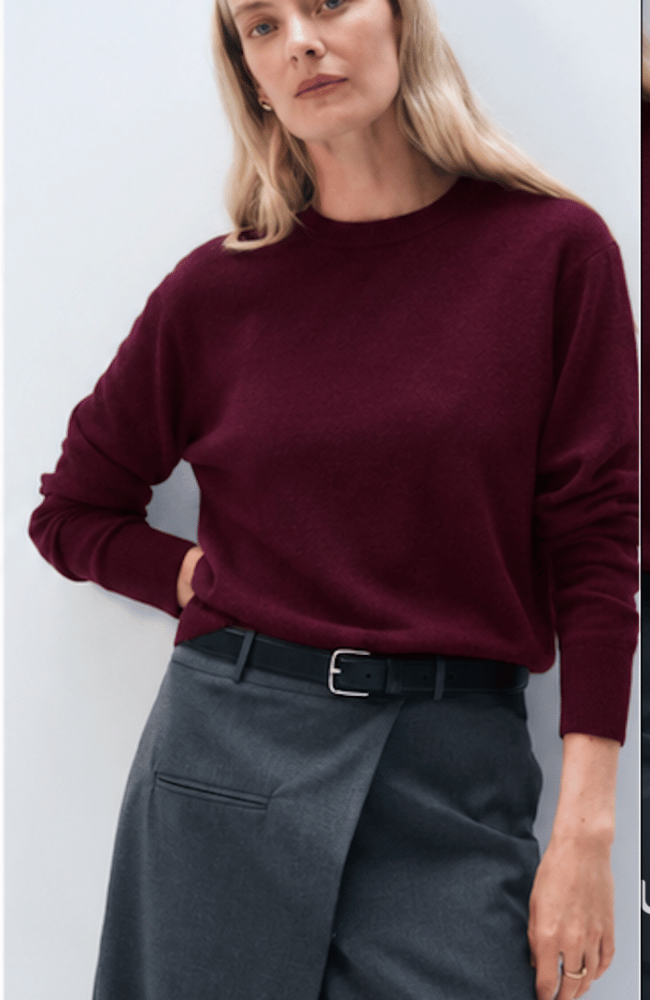 CASHMERE CREWNECK SWEATER in SANGRIA-WHITE & WARREN-FLOW BY NICOLE CANADA