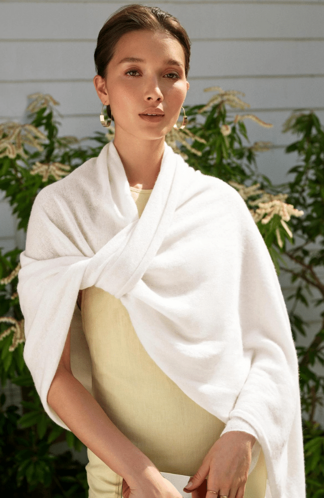 CASHMERE TRAVEL WRAP in SOFT WHITE-WHITE & WARREN-FLOW BY NICOLE CANADA