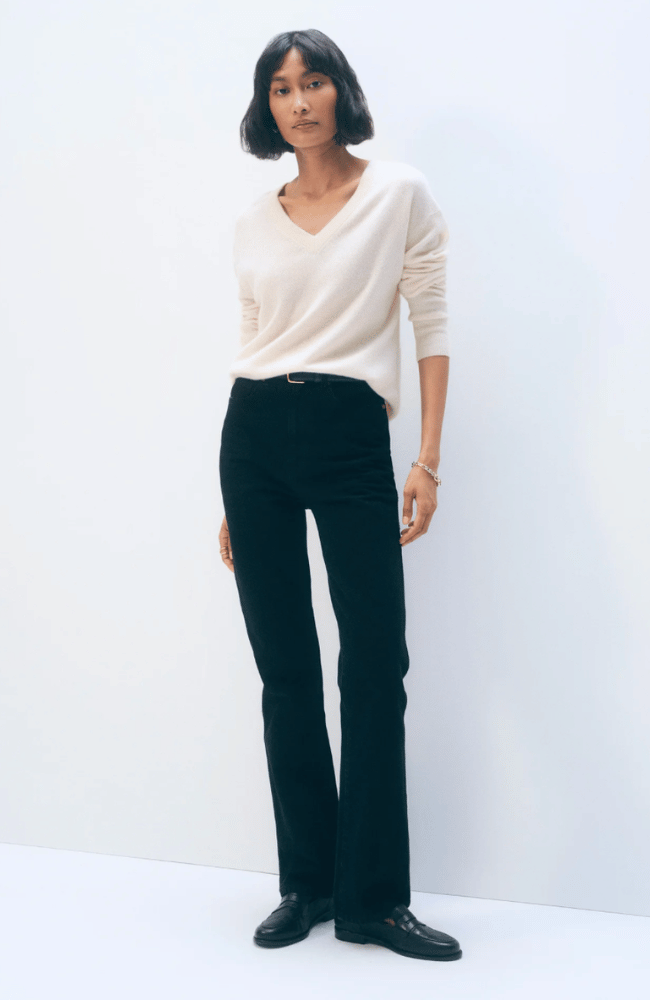 CASHMERE V NECK SWEATER in SOFT WHITE-WHITE & WARREN-FLOW BY NICOLE CANADA